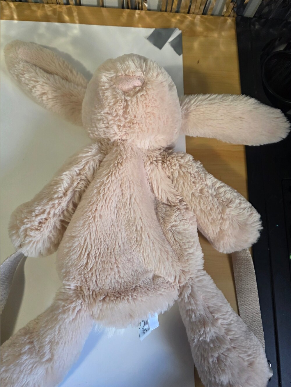 Jellycat Backpack – Smudge Rabbit - Picture 7 of 14